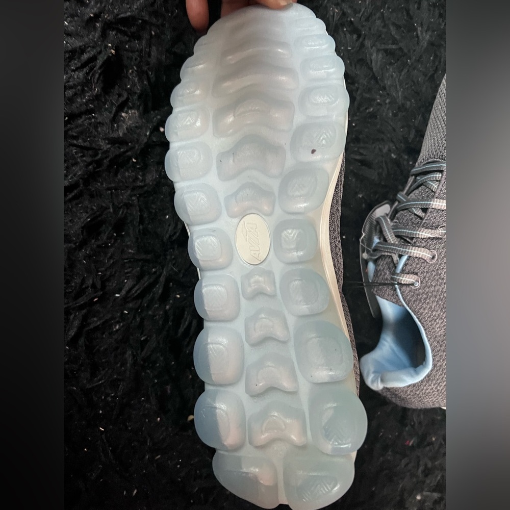 Avia sneakers